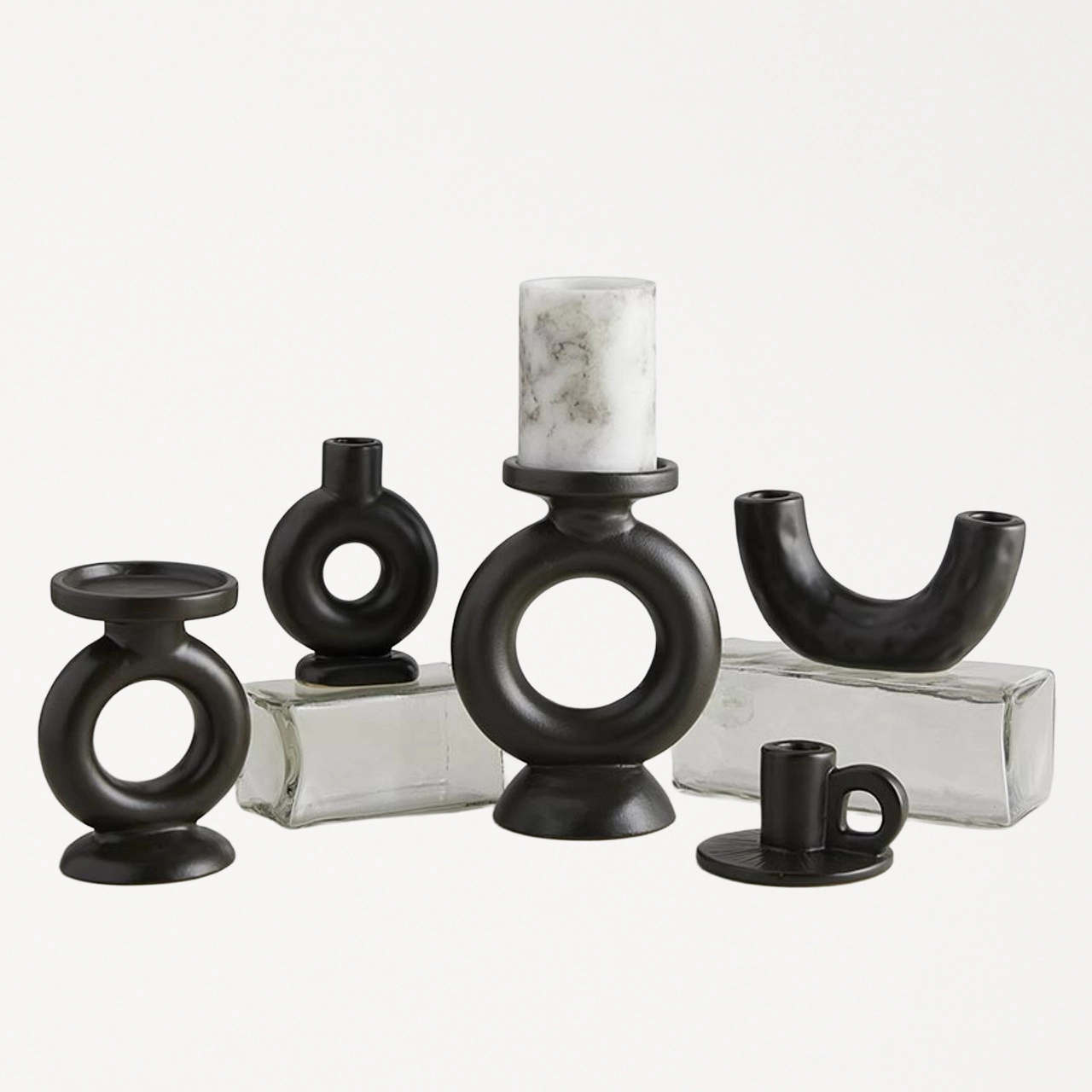 Minimalist Handle Taper Candleholder 47th & Main (Creative Brands)