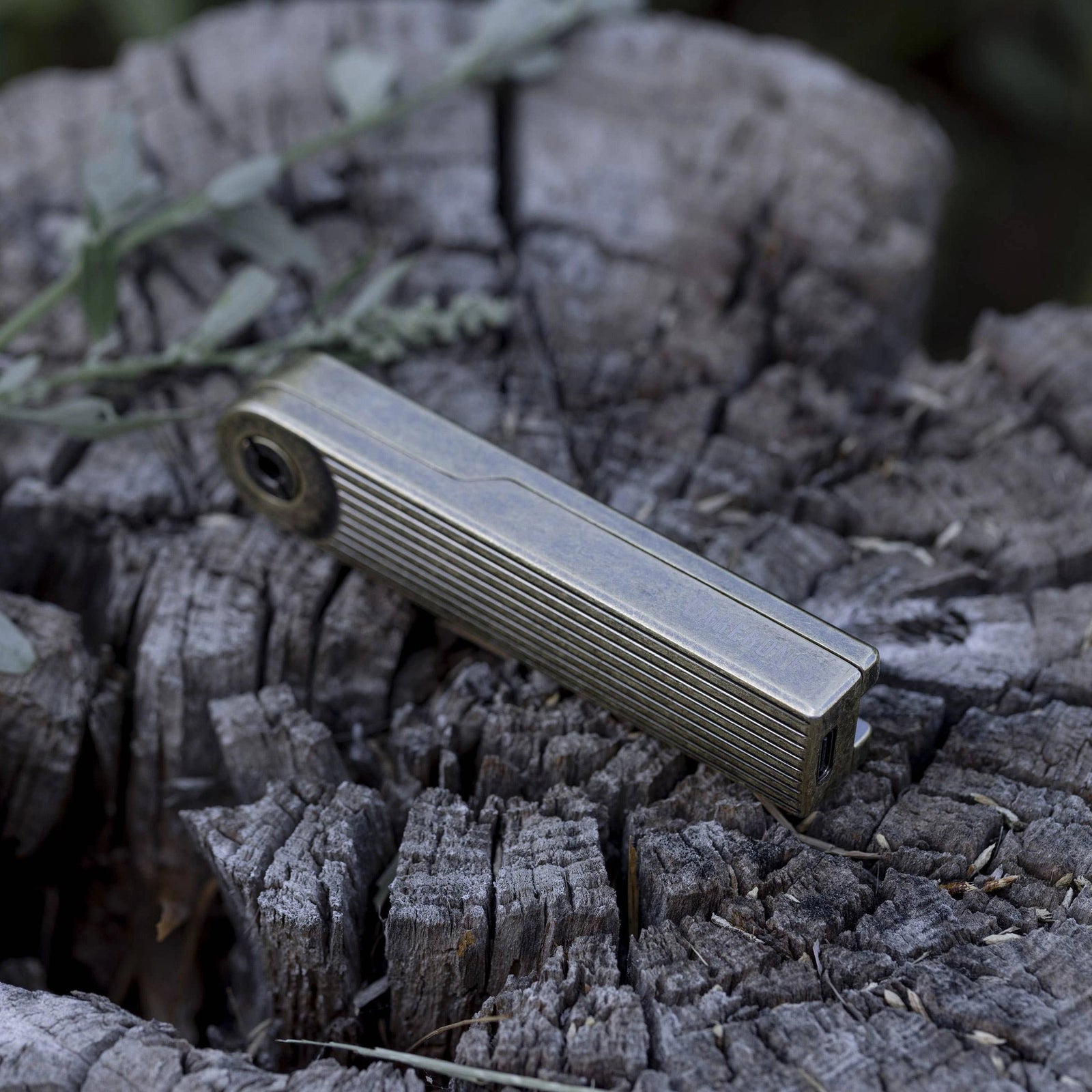 Barebones | Brass Pivot Arc Lighter Barebones